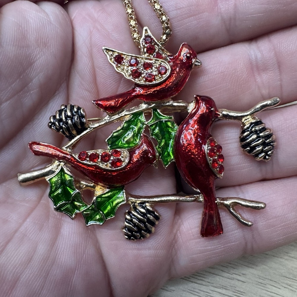 Betsey Johnson Cardinal Birds Brooch Pendant Necklace Rhinestones 3 Cardinals